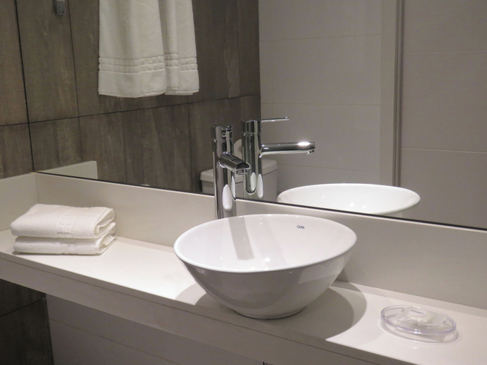 Bathroom 4, Smart Hotel Montevideo, Montevideo