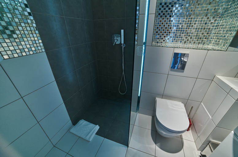 Bathroom 5, Good Time Apartments - Świętokrzyska, Warsaw