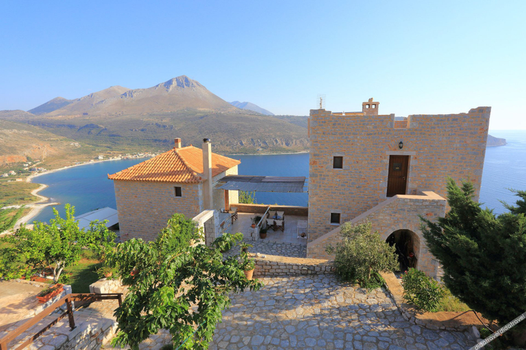 Exterior & Views 2, Akrolithi Guesthouse, Peloponnese