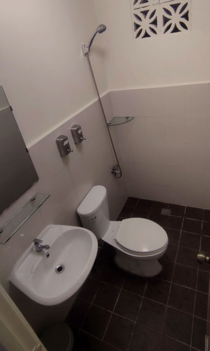 Bathroom 3, Ginto Residence, Coron