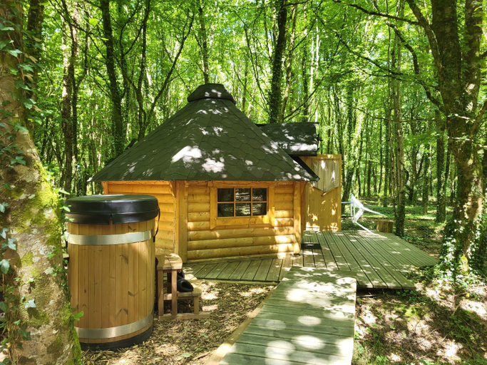 Others 3, Le Domaine Insolite de Broceliande, Ille-et-Vilaine