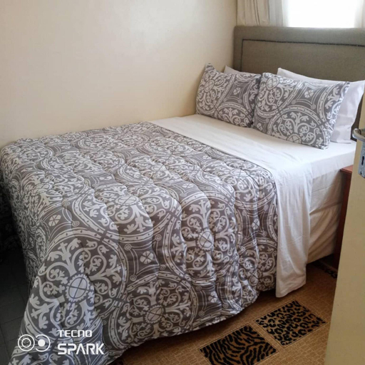 5, Neat and cosy cottage with pool - 2103, Harare