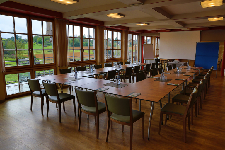 Business Facilities 2, Hotel Wo Der Hahn Kräht, Heilbronn