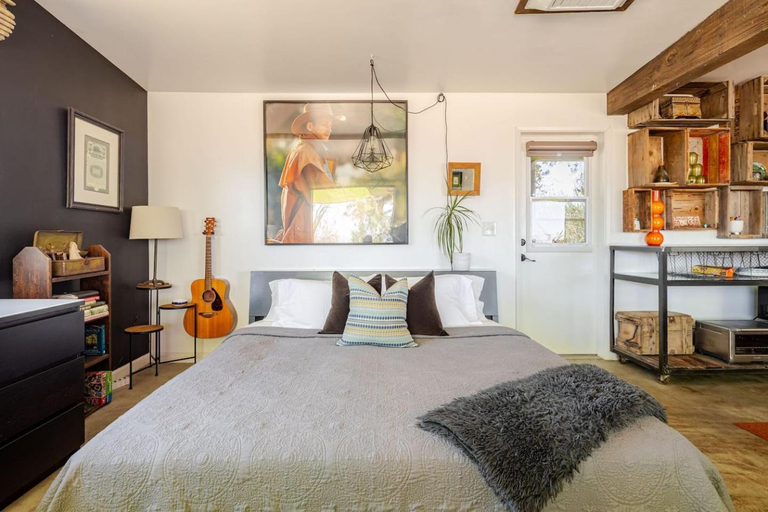 Bedroom 3, Cowboy Tubs, Quiet, Zen, Stars1 bd Studio, San Bernardino