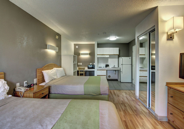 Room 3, Studio 6 – Murray, UT, Salt Lake
