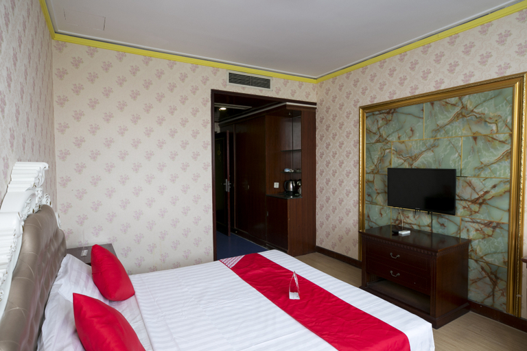 Bedroom 2, Silver Xinjiayuan Hotel, Baiyin