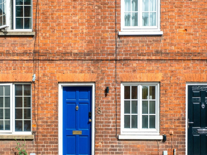 Exterior, Victorian Caernarfon House for 6, Gloucestershire