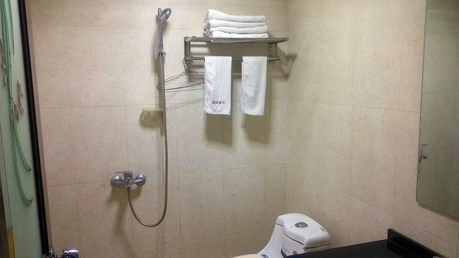 Bathroom 3, Taojiang Wanfu Hotel, Yiyang