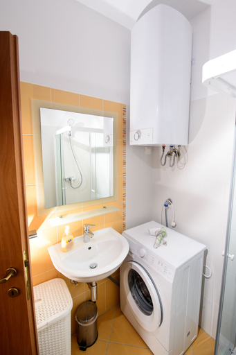 Bathroom 3, Plavo Nebo Istra Apartments, Medulin