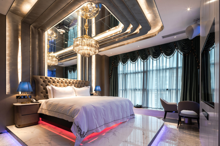 Bedroom, Warner Is Not Only A Motel, Chengdu