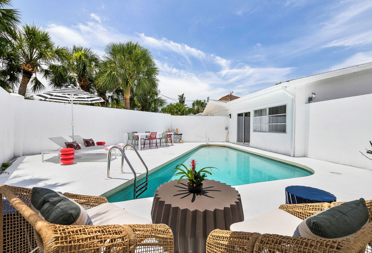Sport & Beauty 3, SeaSpray Resort, Sarasota