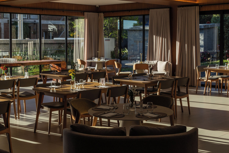 Food & Drinks 5, Golden Tulip Canela OFICIAL, Canela