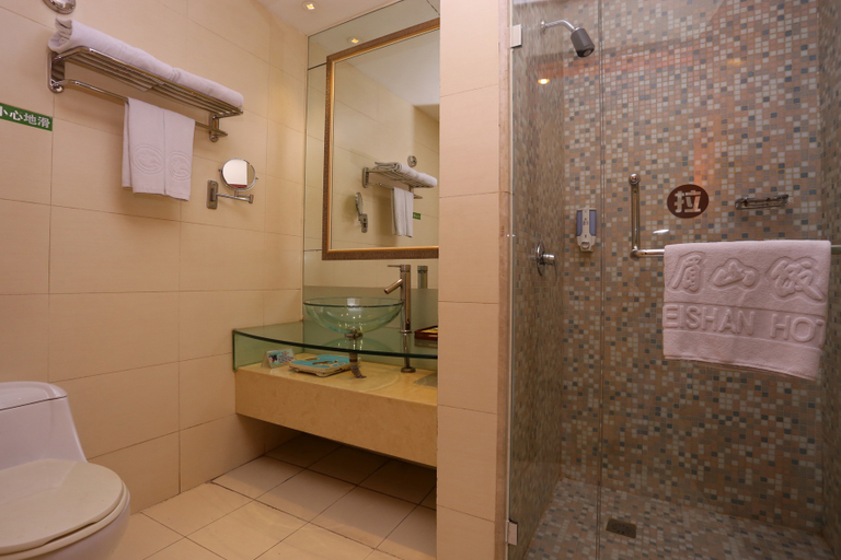 Bathroom 2, Emeishan Hotel·Chanyue (Chengdu Jinli Wuhouci Store), Chengdu
