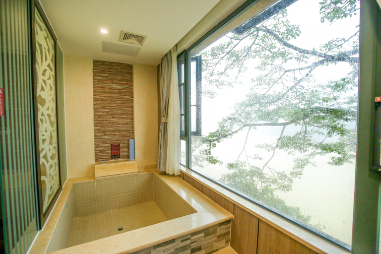 Bathroom, Liuxi Riverside Hotel, Guangzhou