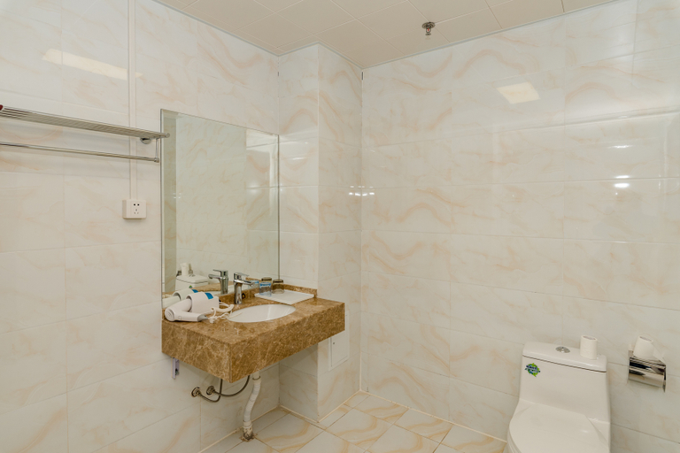 Bathroom 3, Zhijia Hotel (Weihai Oulefang), Weihai