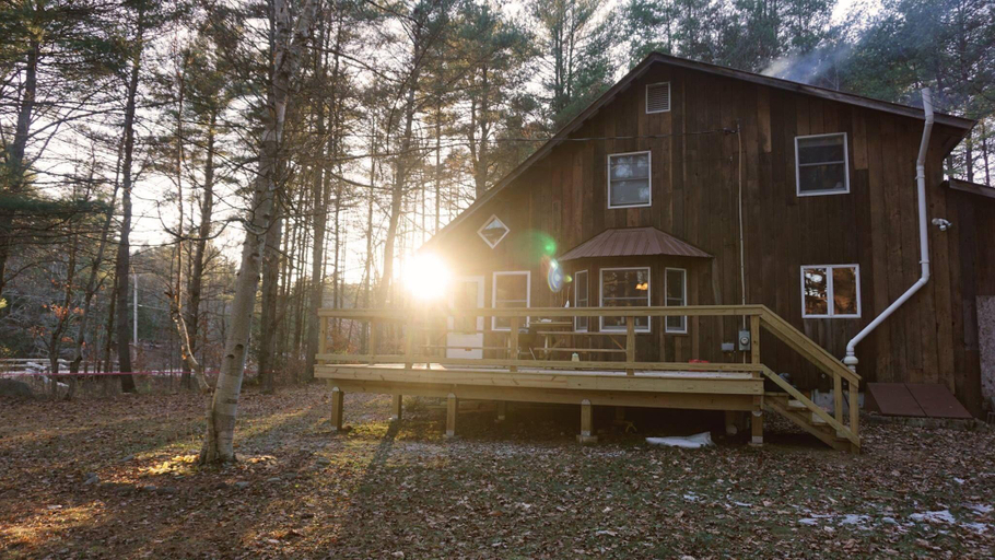 Exterior & Views 1, Llama House ADK, Warren