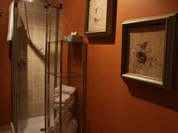 Bathroom 3, Vieux-Old Farnham Appart Condotel1, Brome-Missisquoi
