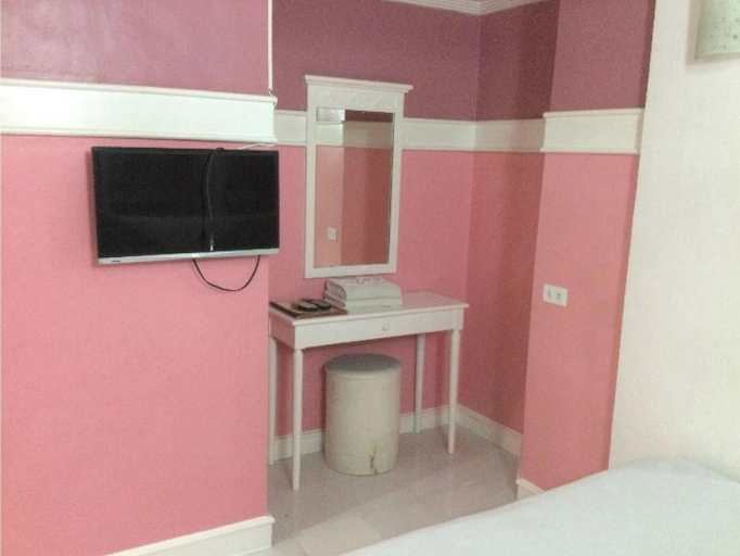 Bedroom 3, OYO 817 Vista Apartelle, Taguig