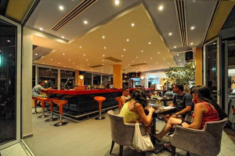 Food & Drinks, Meropi, Crete