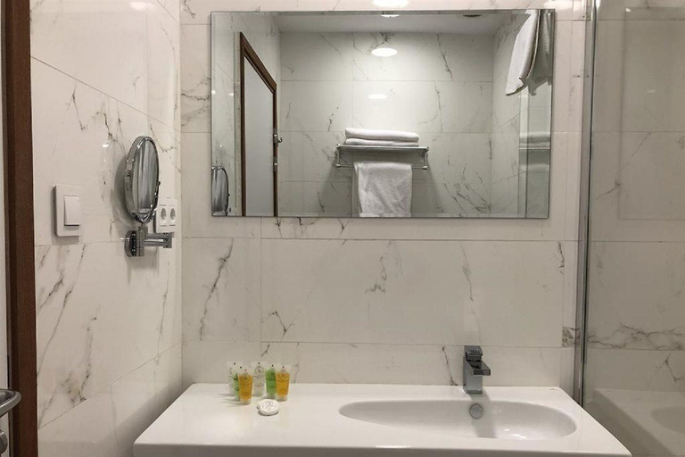 Bathroom, Hôtel Vent-Dome Khaled, Bir El Djir