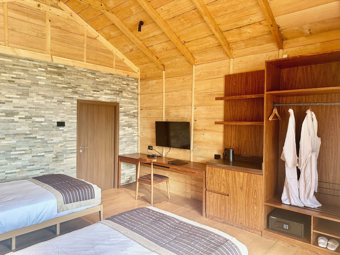 Bedroom 2, Gangtey Pinewood Resort, Gangte