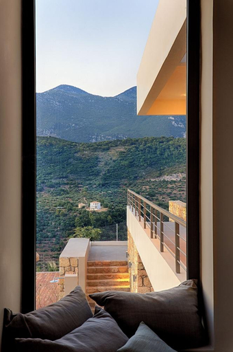 Others 3, Euphoria Suites, Peloponnese