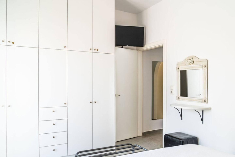 Bedroom 5, AquaLung Suites, South Aegean