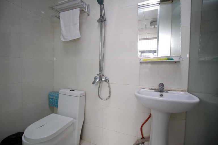 Bathroom 3, Mingli Hotel, Hefei