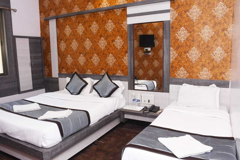 Bedroom 3, Kiara Eshosans Palace ( Near Sai Temple ), Ahmadnagar