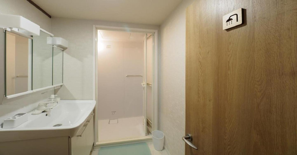 Bathroom 3, Kyoto Hostel japanese room 3F / Vacation STAY 8183, Kyoto