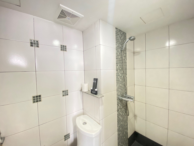 Bathroom 4, Jarrdin Apartment-BESTVIEW, Bandung