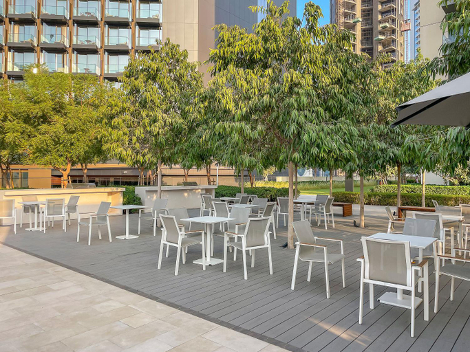 Food & Drinks 5, Luxury 2-BR apartment with full Burj Khalifa view, Dubai