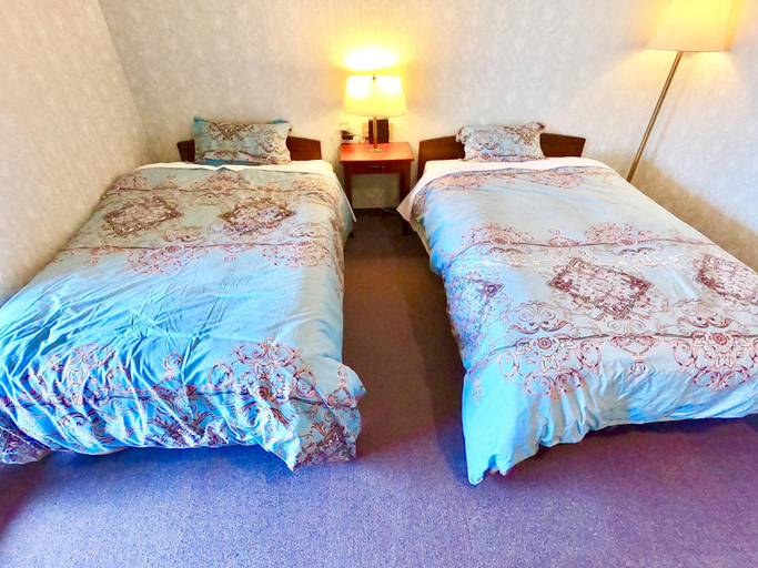 Bedroom 3, Pension Moon Villa, Onna