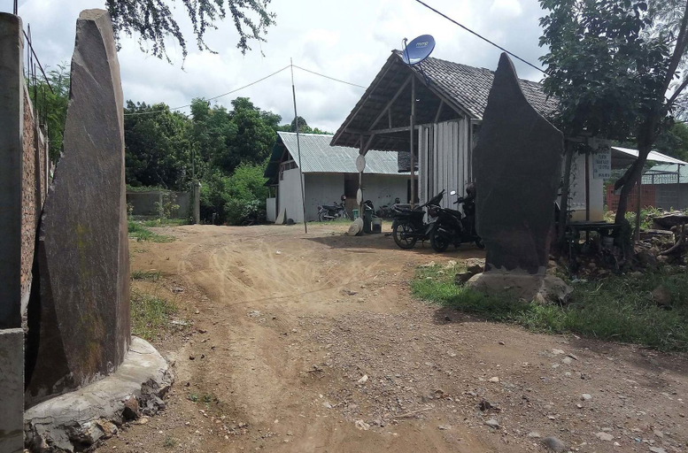 Others 3, Kasuwari Hotel, Manggarai Barat