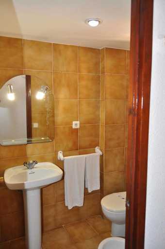 Bathroom 3, Apartamentos Trebol, Alicante