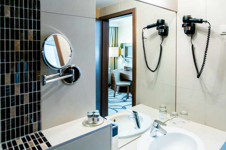 Bathroom 4, Ambient Hotel & Aromaspa Sikonda, Komlói