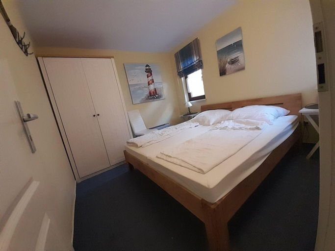 Room 5, Gemutliches Ferienhaus mit Garten im Hafendorf Muritz in Rechlin, Mecklenburgische Seenplatte
