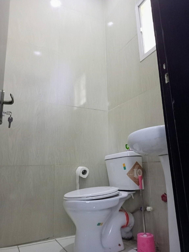 Bathroom 2, Lovely 2-bedroom Serviced Apartment, AbujaMun