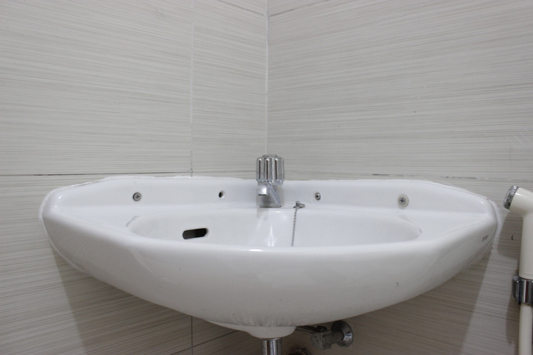 Others 2, Artistic 1BR Apartment at Gateway Pasteur near Exit Toll Pasteur, Bandung