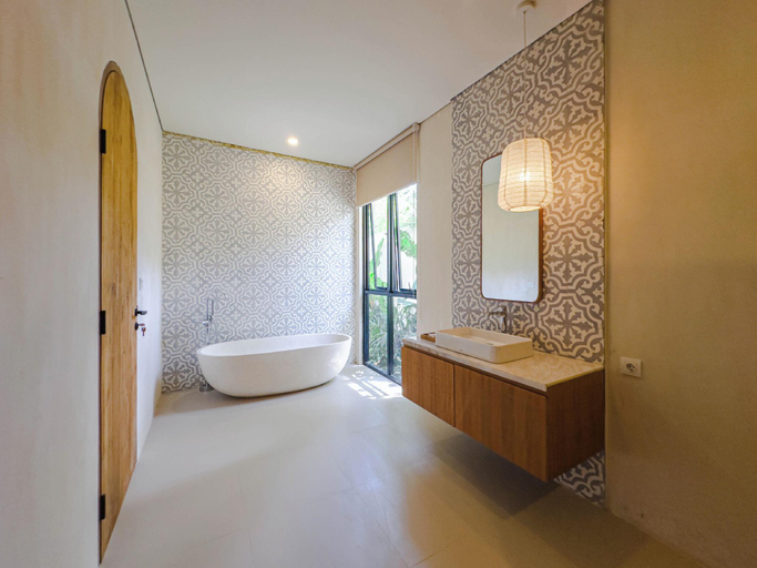 Bathroom 5, Abangan Palace Ubud - Jungle View, Gianyar