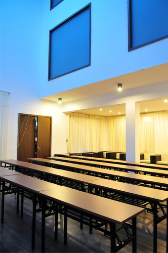 Business Facilities, Dali Shuiyun College, Dali Bai