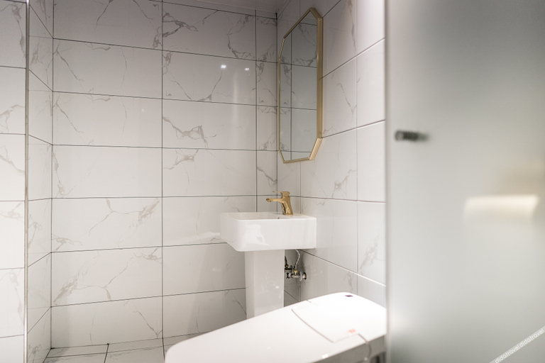 Bathroom 5, Cheonan Brown Dot Cheonan Ssangyong Branch, Cheonan