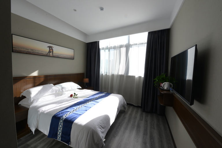 Bedroom 2, Fangxian Xinyuan Hotel, Shiyan