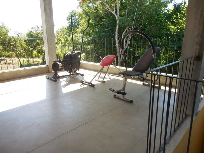 Public Area, Border, Palugaswewa