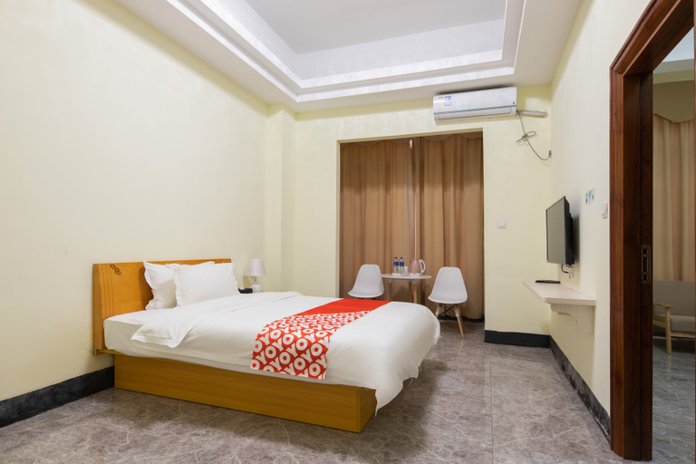 Bedroom 2, Hangcheng Hotel, Huizhou