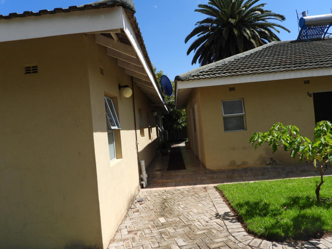 2, 2 Bed Apartment With En-suite Kitchenette - 2065, Harare