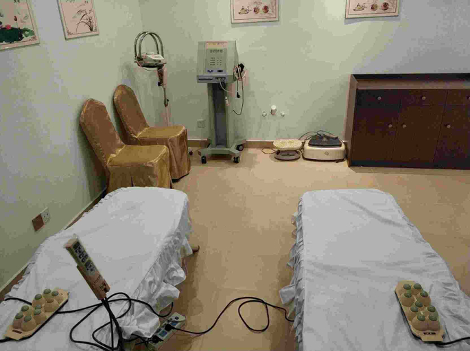 Bedroom 3, Zhongtie Xinyuan Hotel, Huangshan