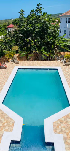 Pool 5, Montego Bay Ironshore Luxury GOLD ROOM