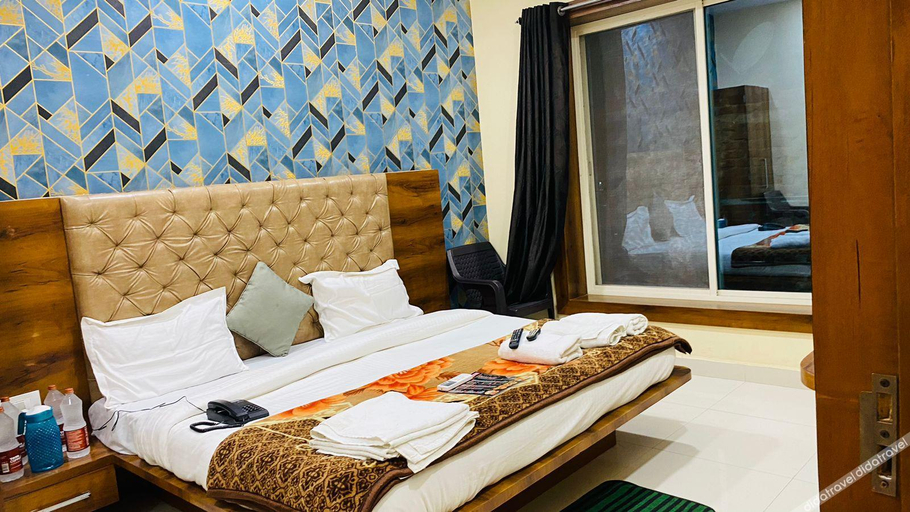 Bedroom 3, hotel annpurna residency, Datia