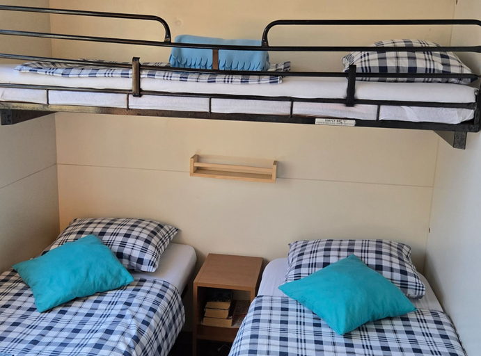 Room 5, Azzuro Sea Retreat Mobile Home, Ražanac